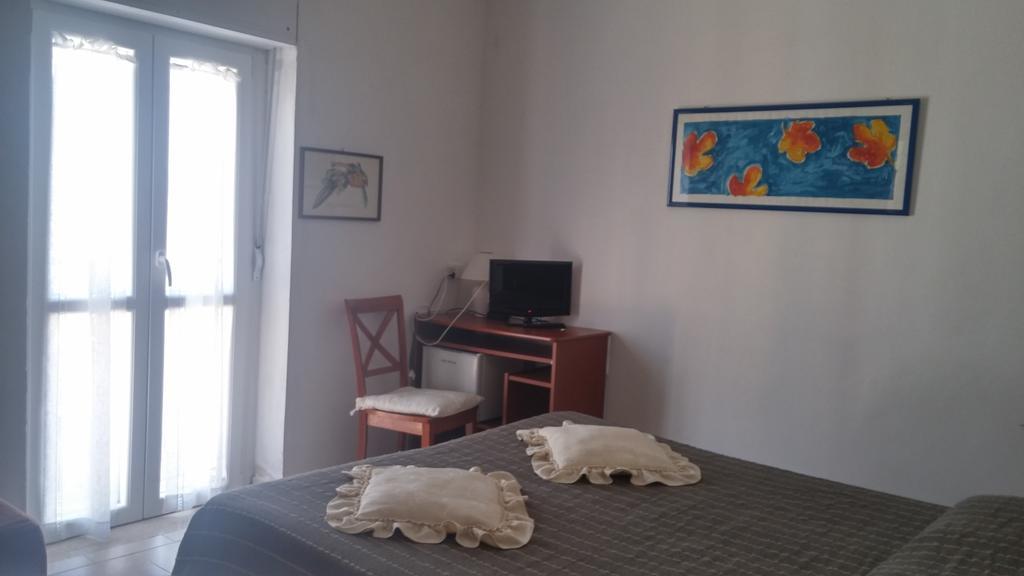 Hotel Ariston Piombino Exterior foto